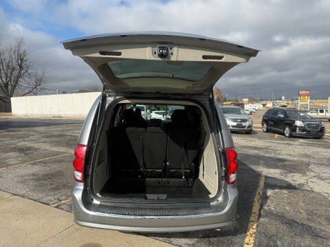 2016 Dodge Grand Caravan American Value Package