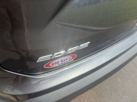 2020 Ford Edge SE