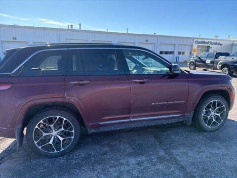 2022 Jeep Grand Cherokee Summit Reserve