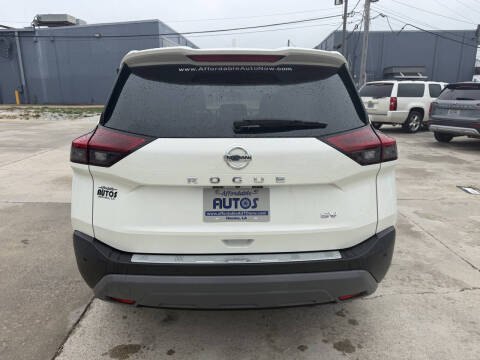 2021 Nissan Rogue SV