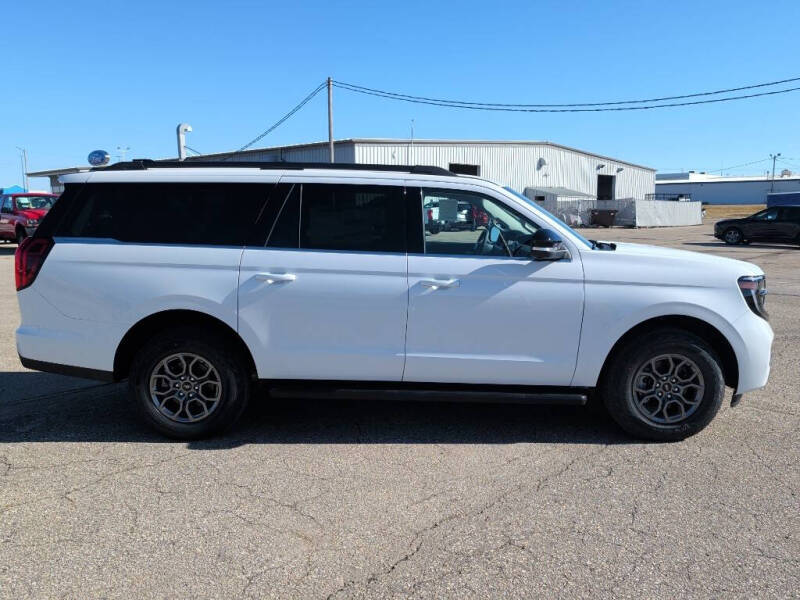 2026 Ford Expedition MAX Active