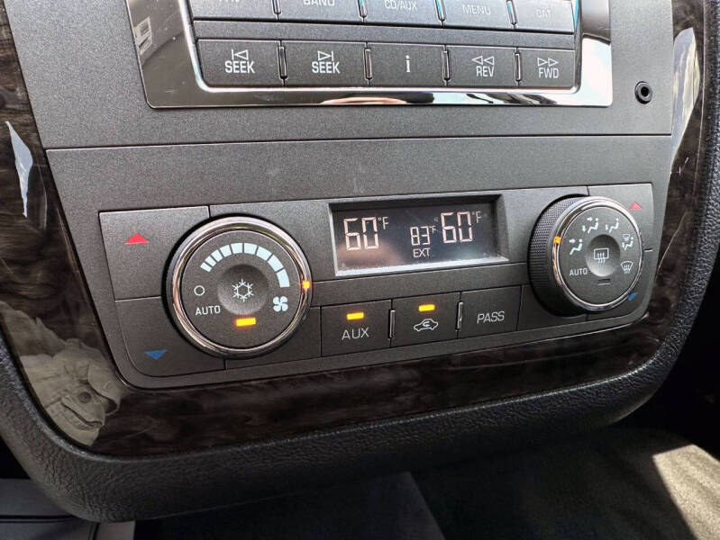 2010 Cadillac DTS Pro Coachbuilder Limo