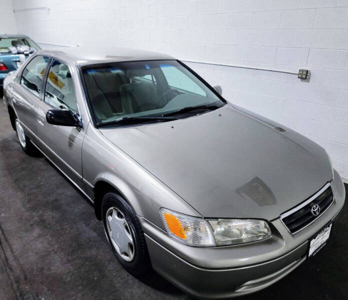 2000 Toyota Camry CE - Photo 8
