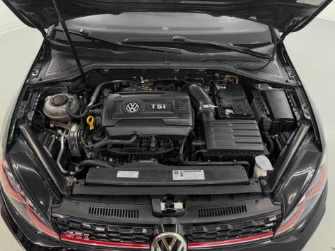 2020 Volkswagen Golf GTI SE