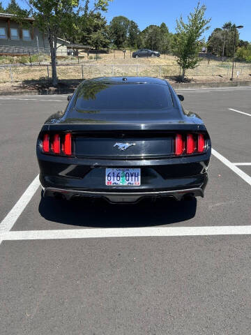 2017 Ford Mustang EcoBoost Premium