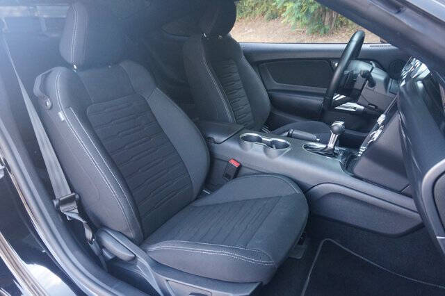 2022 Ford Mustang Mach 1