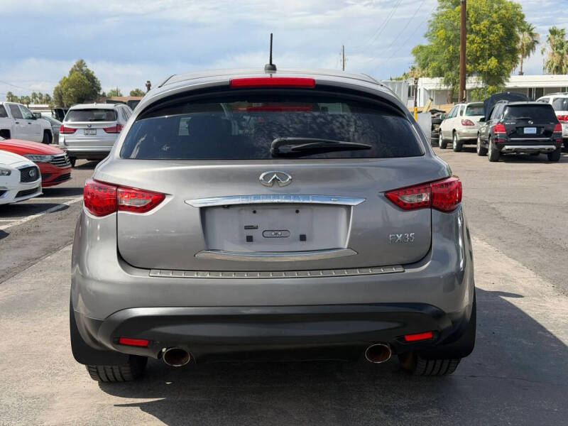 2011 Infiniti FX35