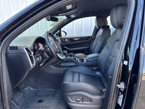 2022 Porsche Cayenne E-Hybrid