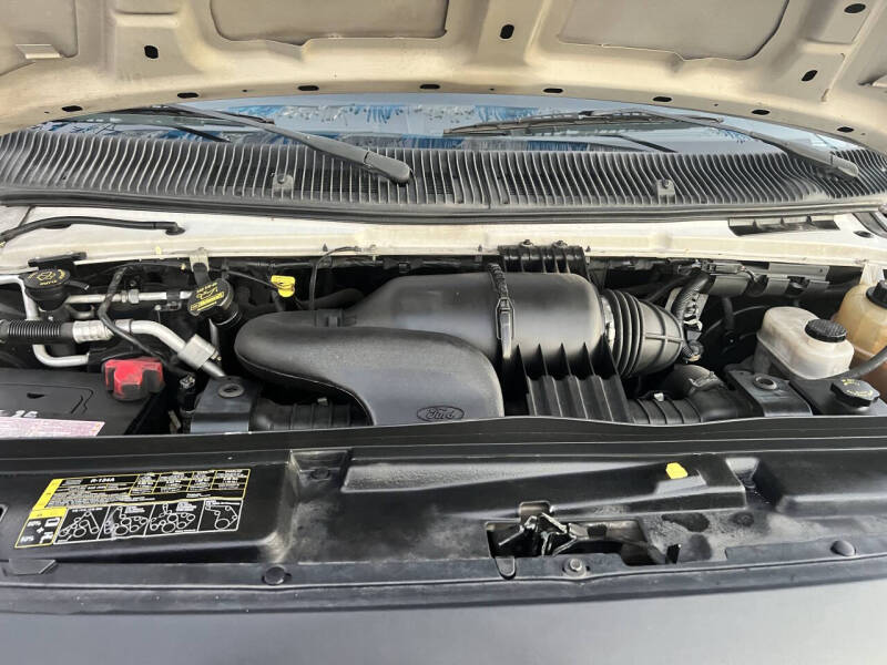 2010 Ford E-Series E-250