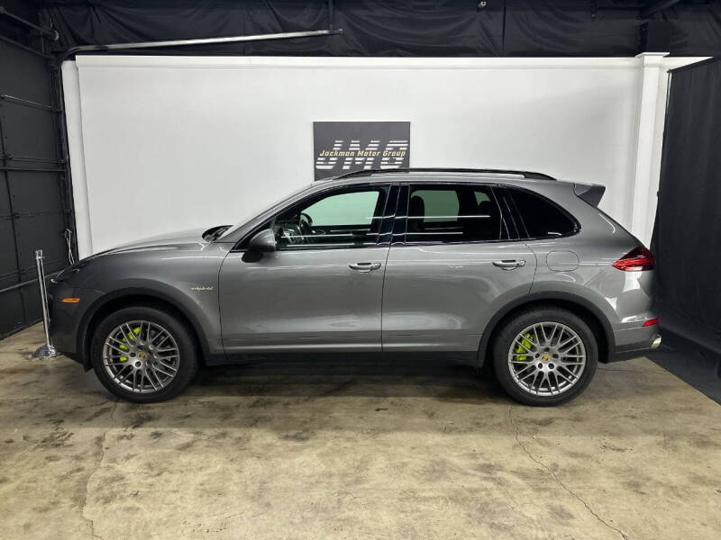 2018 Porsche Cayenne S E-Hybrid