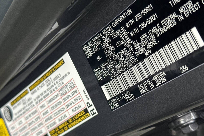 2026 Lexus RX 450h+ Luxury