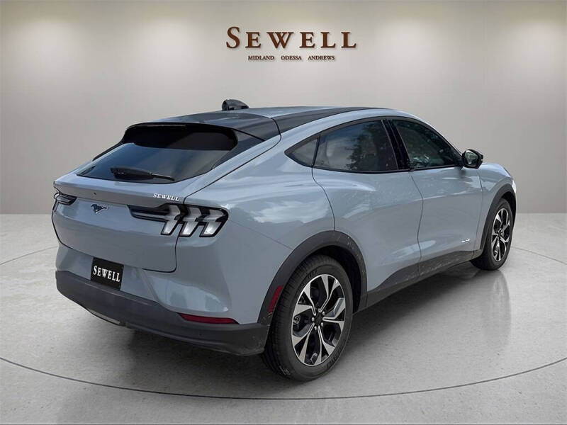 2025 Ford Mustang Mach-E Select