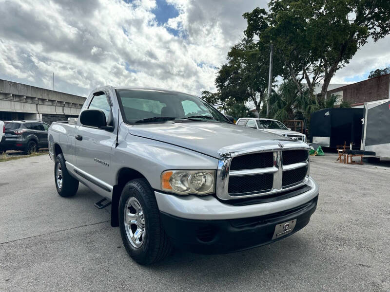 2005 Dodge Ram 1500 Pickup null photo 2