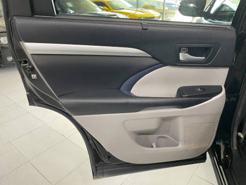 2017 Toyota Highlander XLE