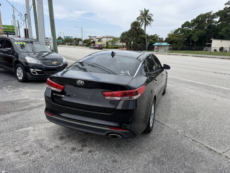 2016 Kia Optima LX