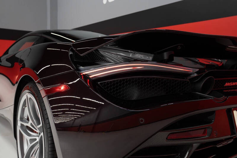 2018 McLaren 720S Luxury