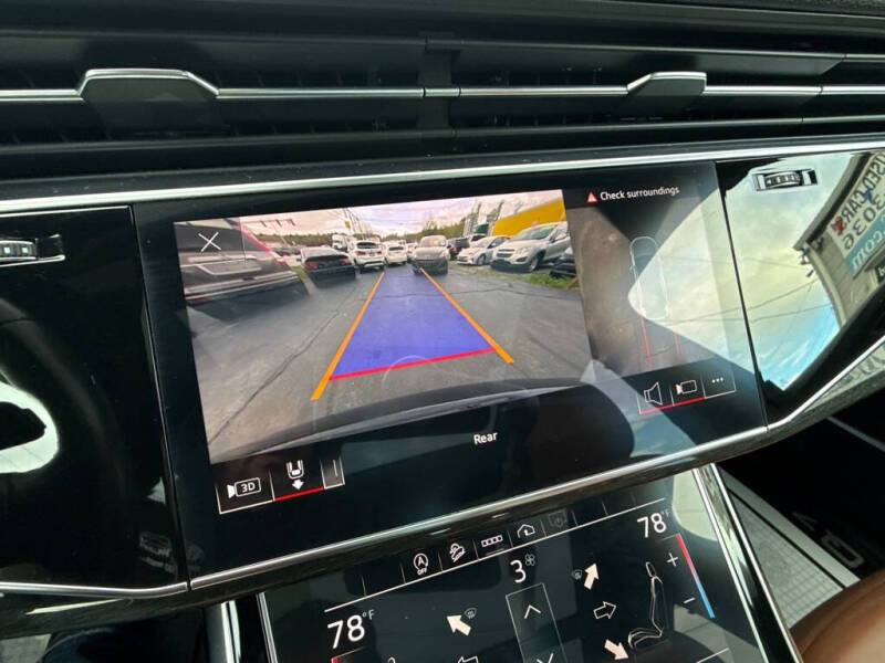 2022 Audi Q7 quattro Premium Plus 55 TFSI