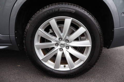 2018 Volvo XC90 T6 Momentum