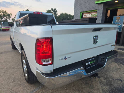 2016 RAM 1500 SLT