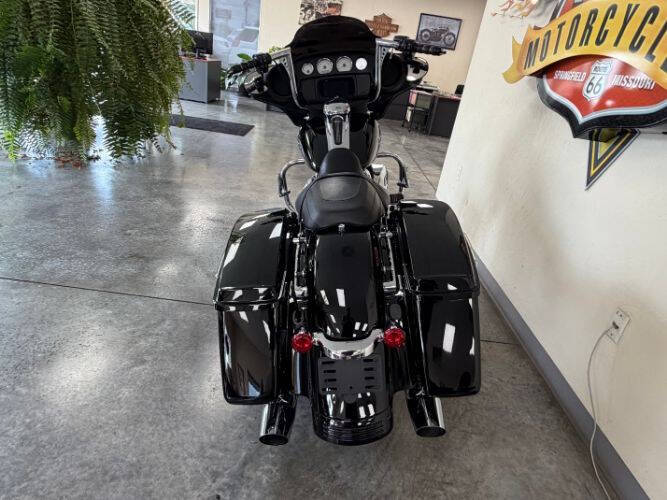 2021 Harley-Davidson Street Glide