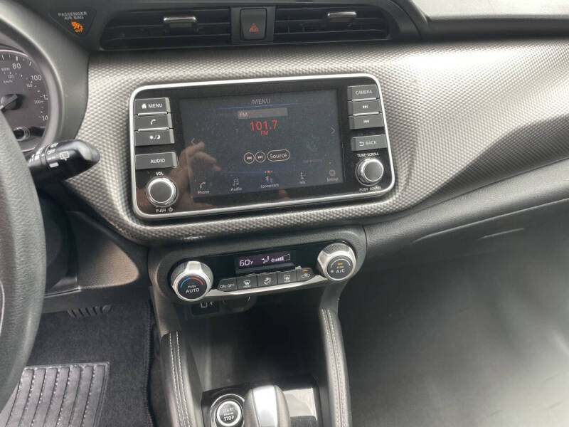 2020 Nissan Kicks SV