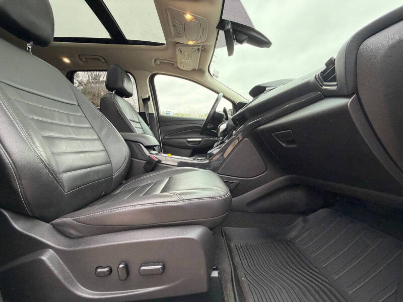 2016 Ford Escape Titanium