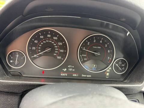 2017 BMW 3 Series 330e iPerformance