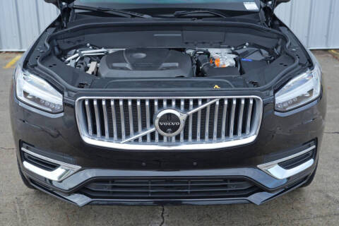 2024 Volvo XC90 Recharge T8 Ultimate Bright Theme 7P