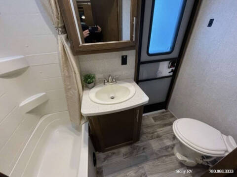 2022 Keystone RV COUGAR 32 BHS