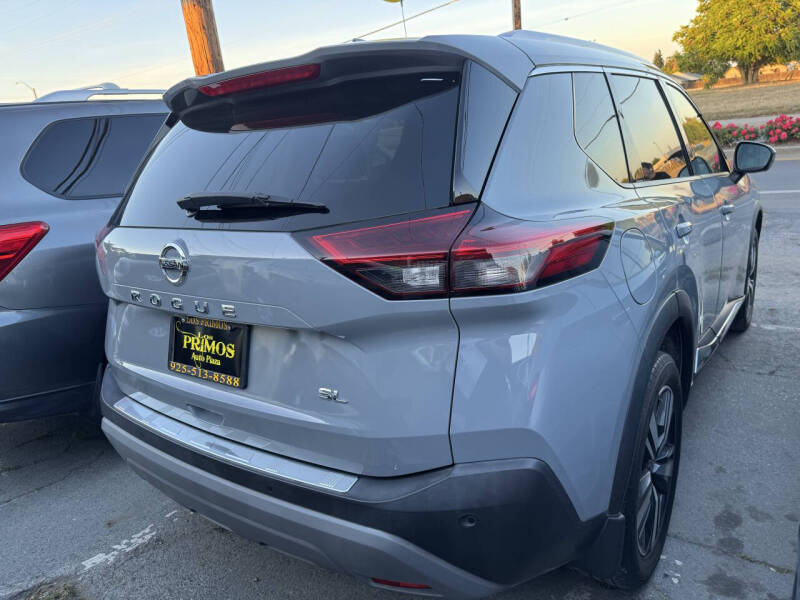 2021 Nissan Rogue SL