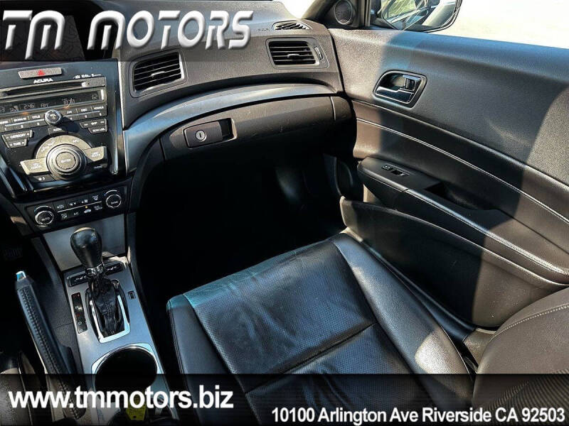 2013 Acura ILX 2.0L w/Tech