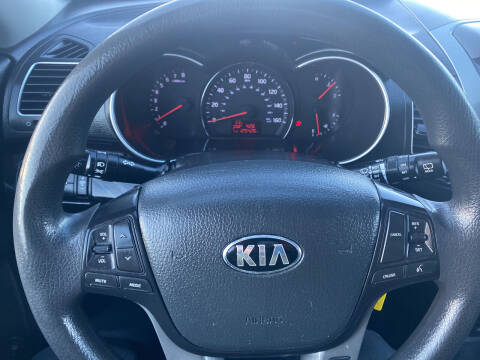 2015 Kia Sorento LX