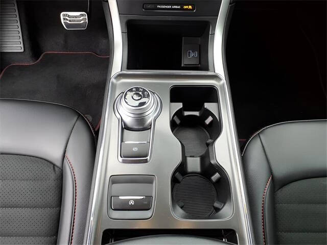 2024 Ford Edge ST-Line