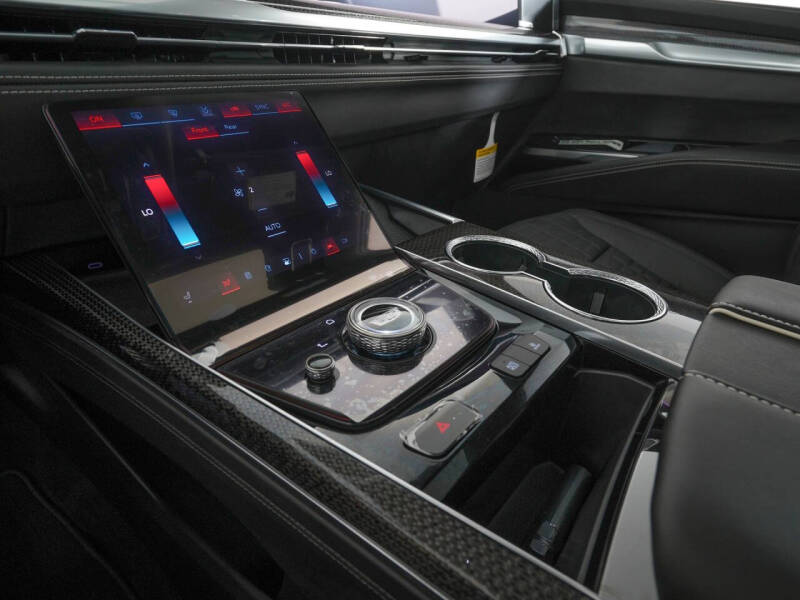 2026 Cadillac Escalade-V ESV