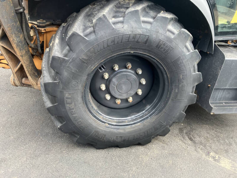 2017 Case IH  580SN