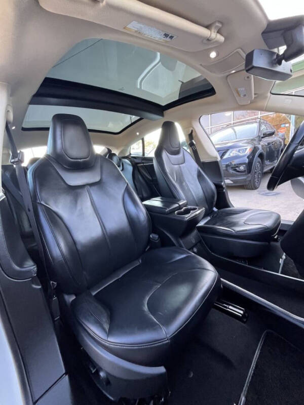 2013 Tesla Model S