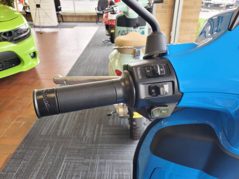 2025 Vespa Sprint 150