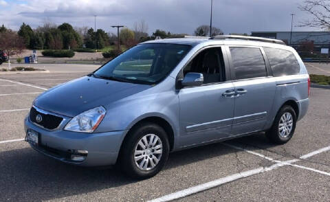 2014 Kia Sedona for sale at Capital Fleet  & Remarketing  Auto Finance in Columbia Heights MN
