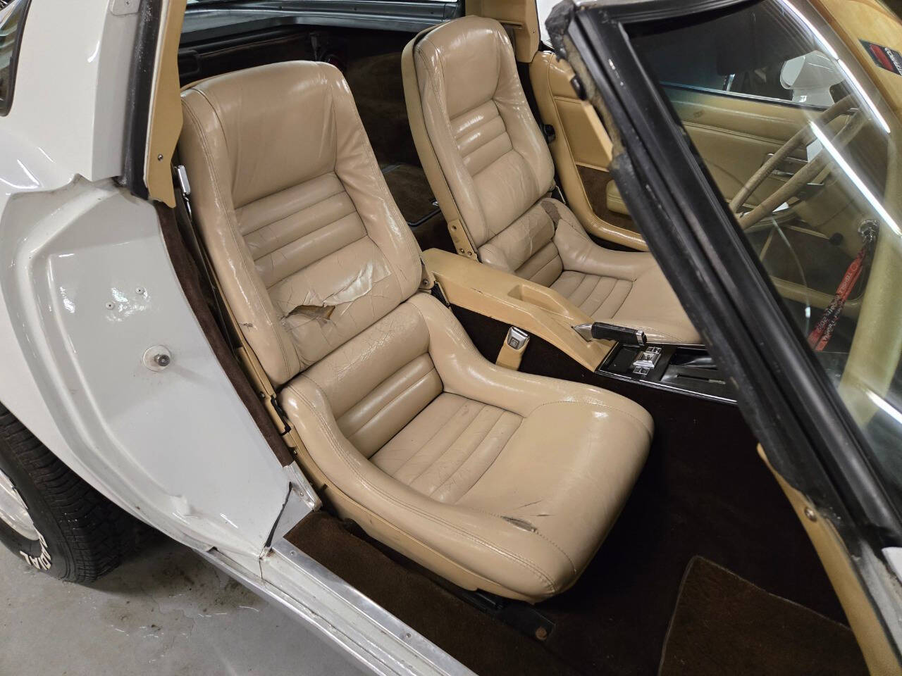 1979 Chevrolet Corvette 38
