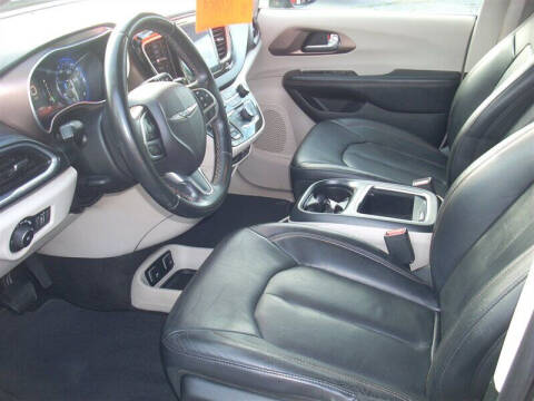 2018 Chrysler Pacifica Touring L Plus