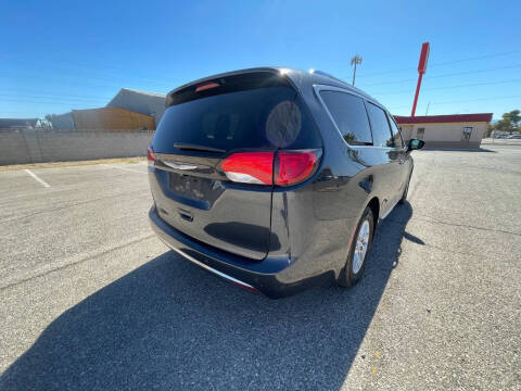 2020 Chrysler Pacifica Touring L
