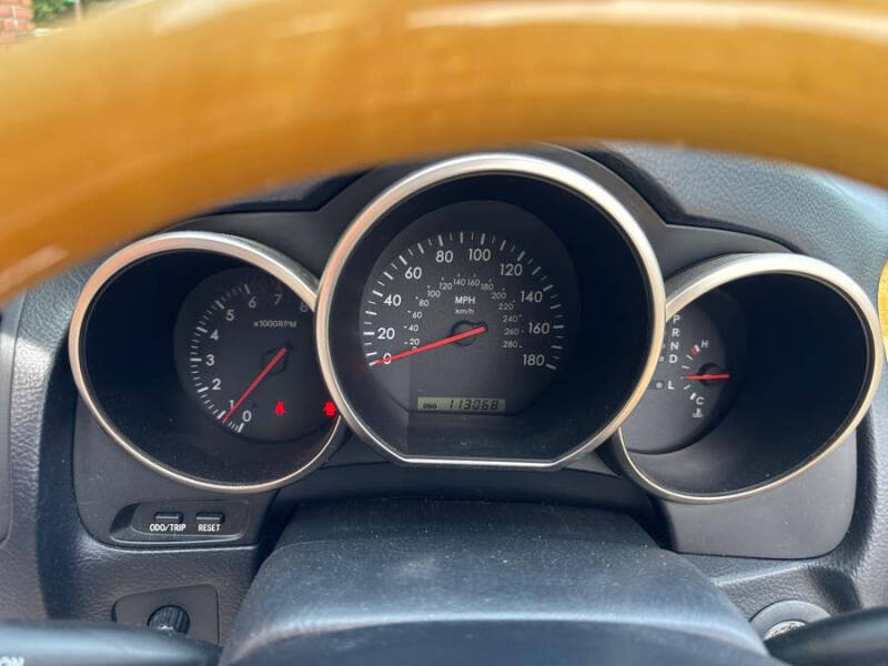 2004 Lexus SC 430