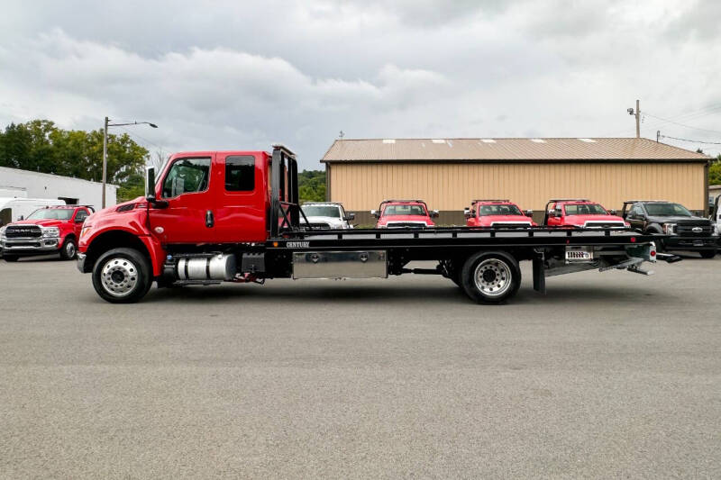 2025 International MV607