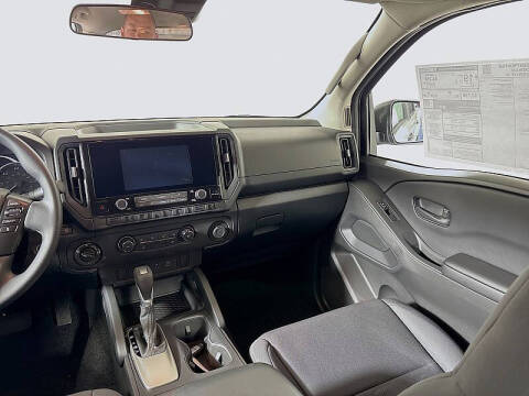 2025 Nissan Frontier