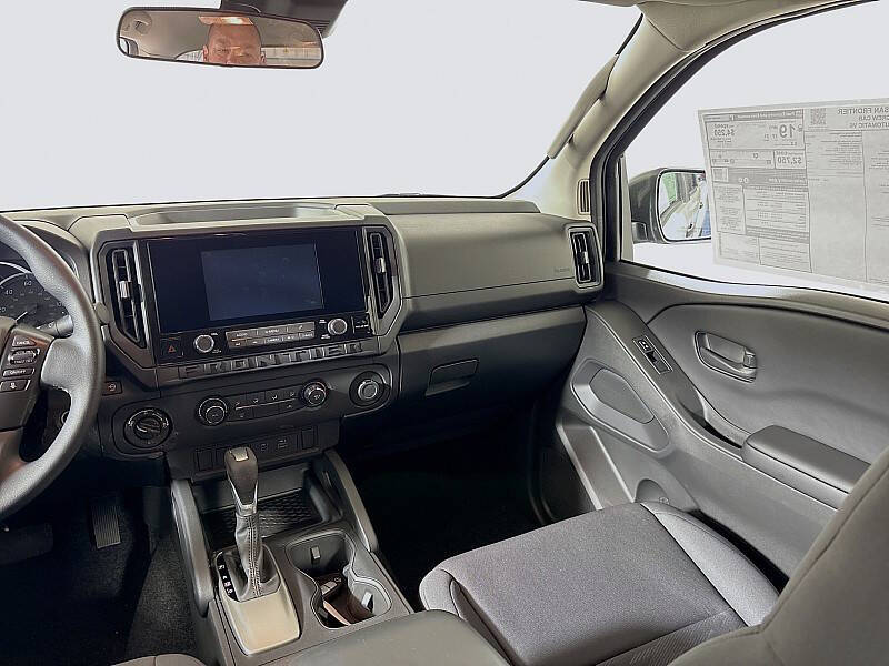 2025 Nissan Frontier