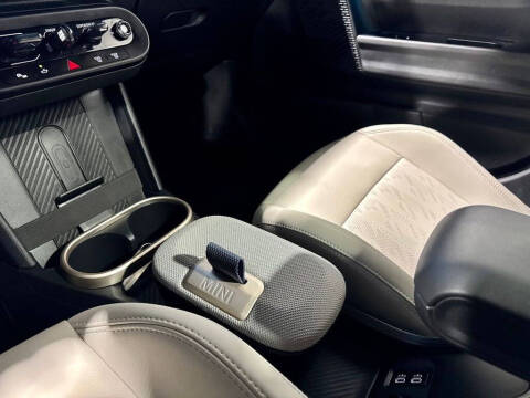 2025 MINI Hardtop 4 Door