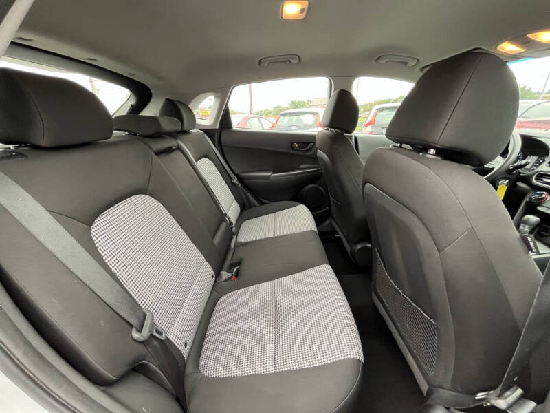 2021 Hyundai Kona SE