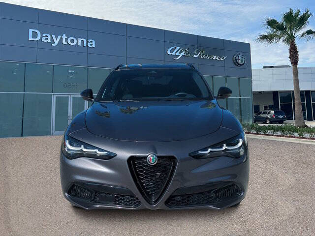 2025 Alfa Romeo Stelvio