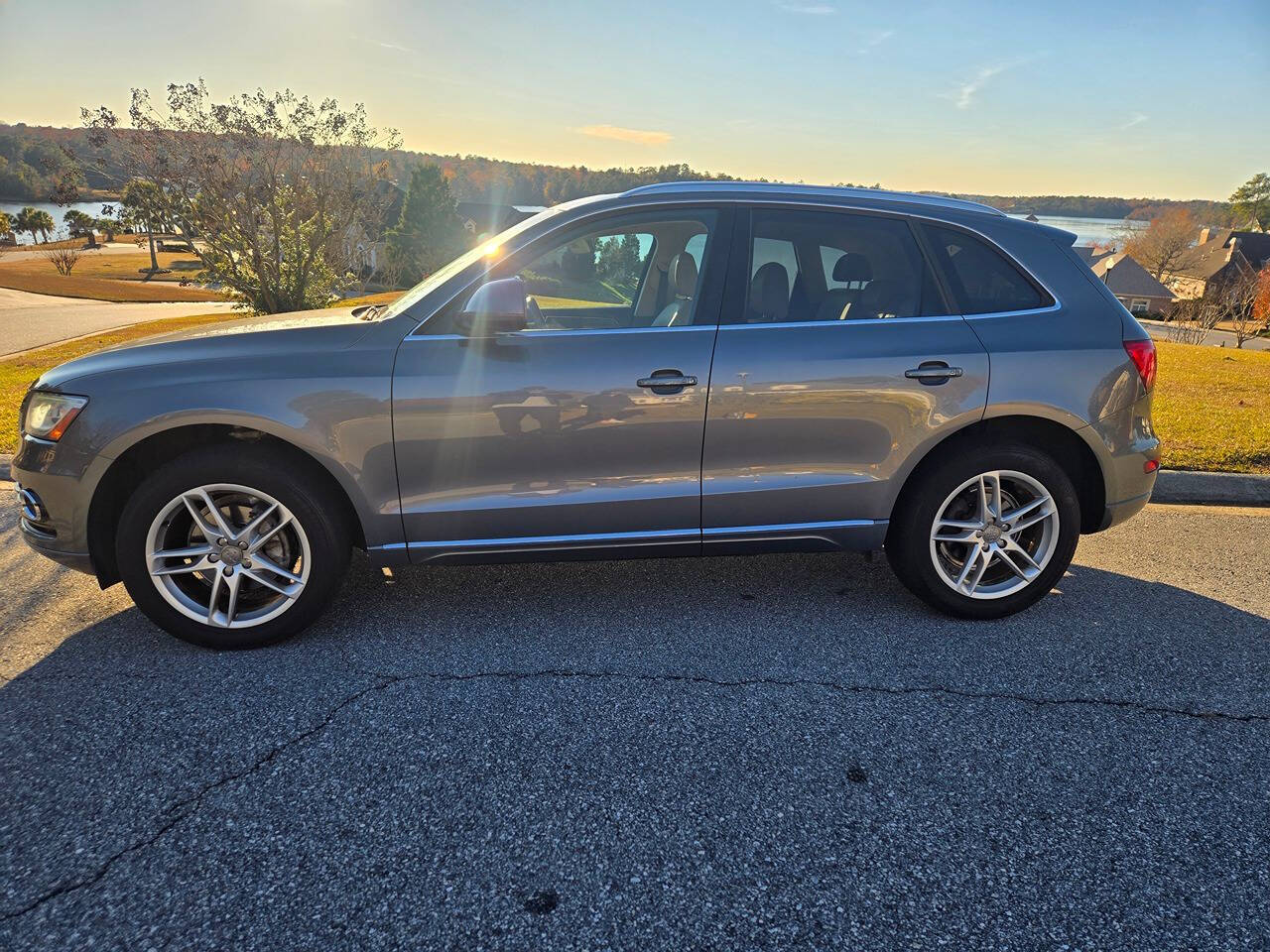 2014 Audi Q5 for sale at Connected Auto Group in Macon, GA