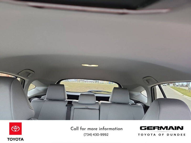 2024 Toyota Venza LE